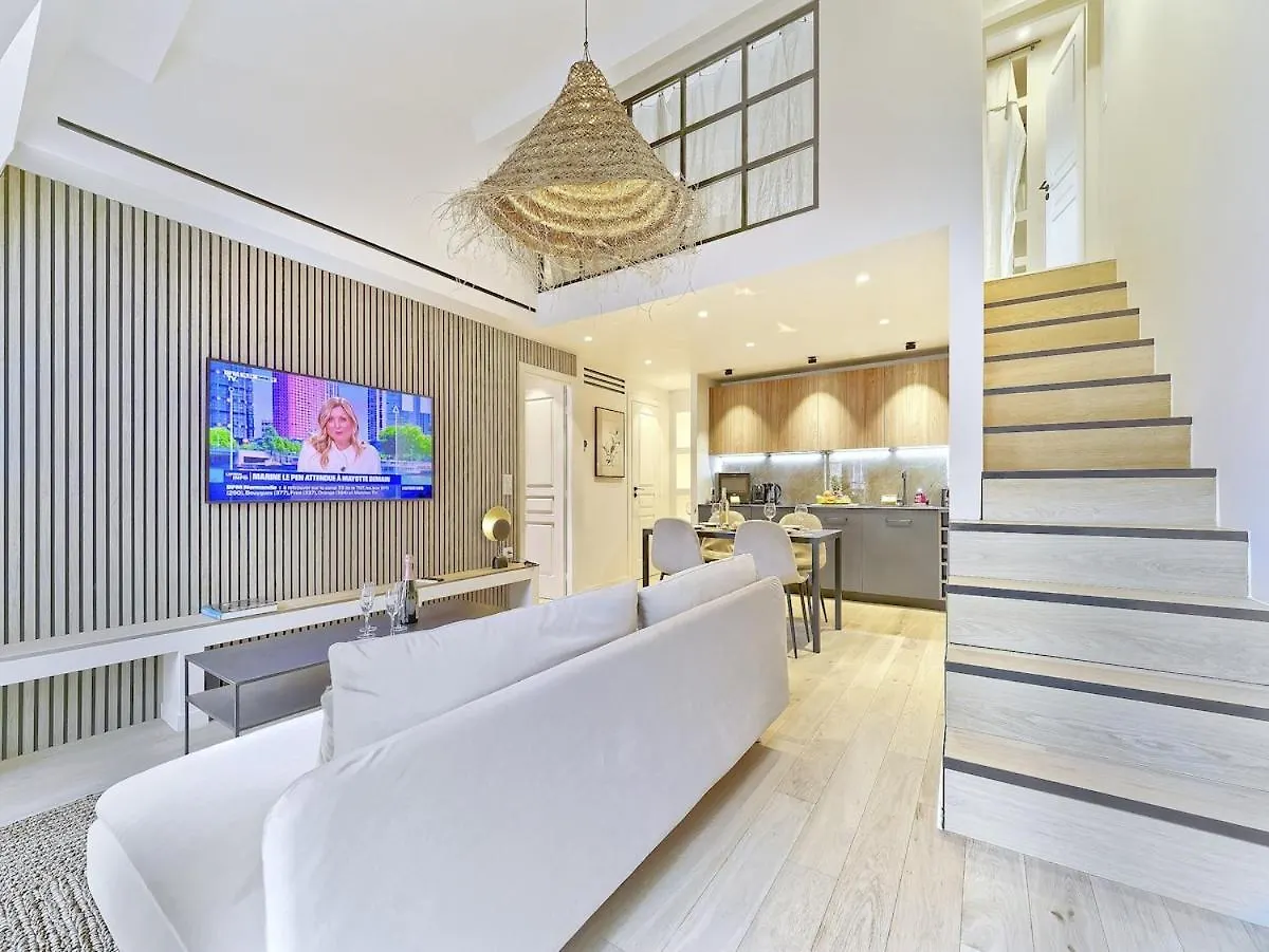 Hyper Centre-Duplex De Charme- Luxe-Clim Reversible- 10Mn Place Massena ニース アパート